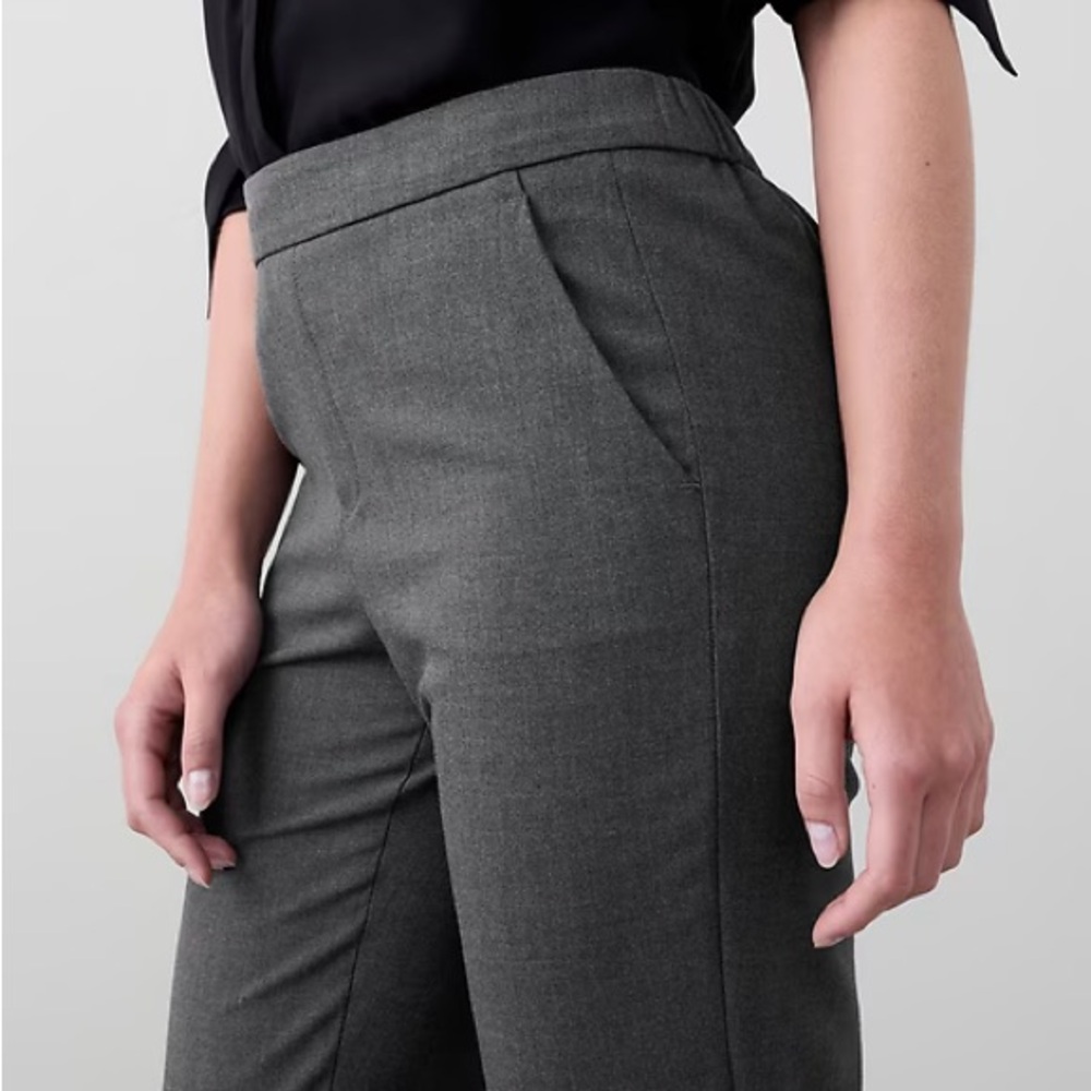 Banana Republic Hayden Charcoal Straight Ankle Pant, size 0